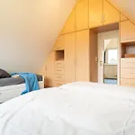Am-hohen-ufer-reetdach-haus-ocean-breeze-123 *