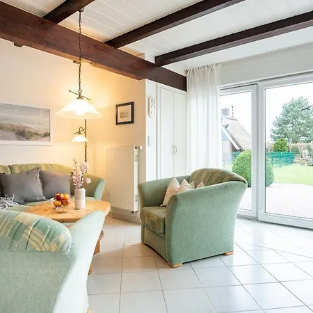 Feriehus Am-hohen-ufer-reetdach-haus-ocean-breeze-123 Großenbrode