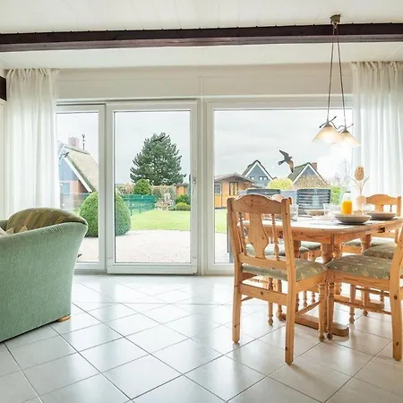 Nyaraló Am-hohen-ufer-reetdach-haus-ocean-breeze-123 *